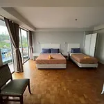 Little Star Hotel & Apartments
