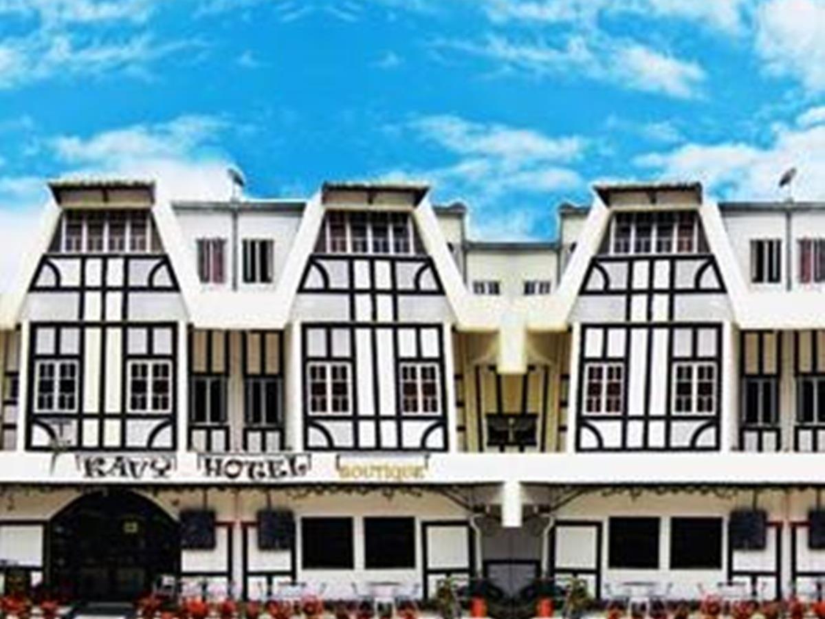 Hotel Little Star & 2*